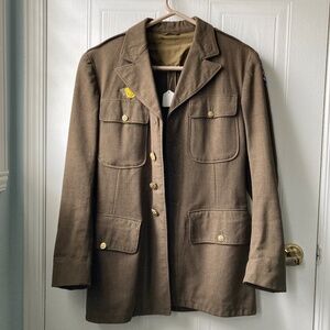 Vintage real unique military jacket with gold buttons